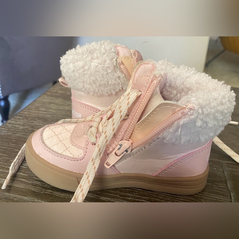 OshKosh B'gosh Light Pink Quilted Kids Boots - Picture 3 of 6